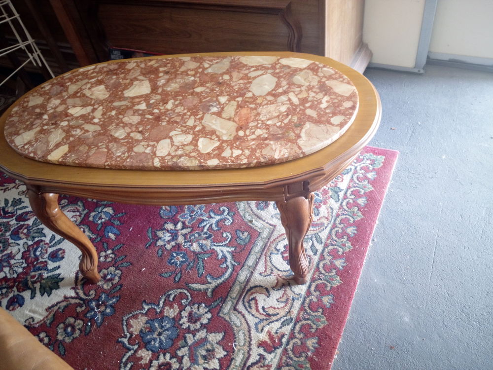 Table basse ovale
Meubles