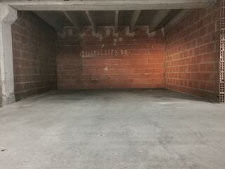  Parking / Garage  louer 12 m