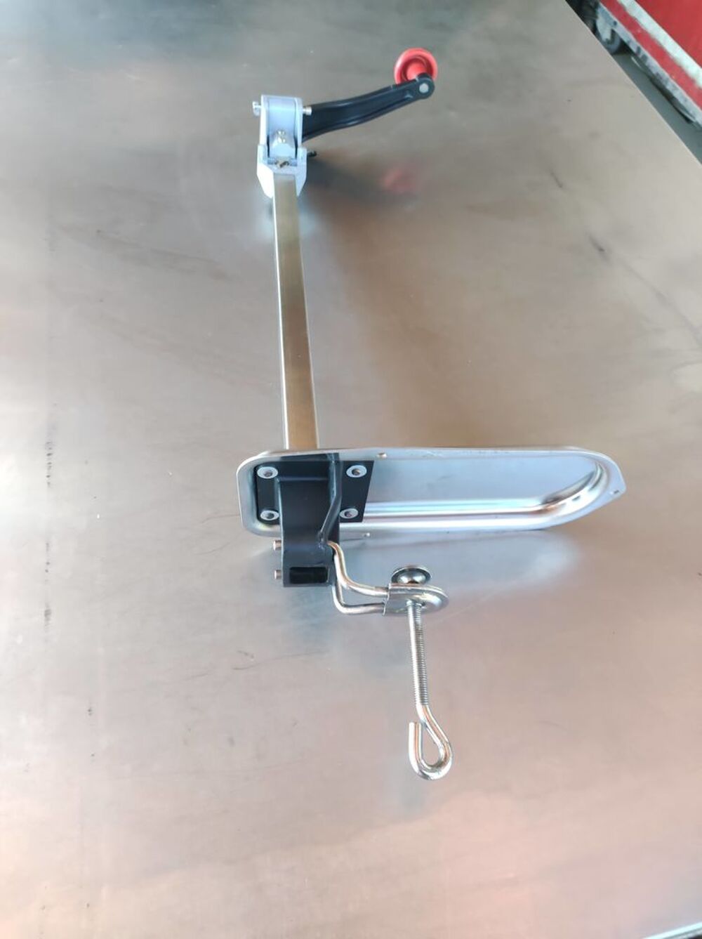 ouvre boite professionnel BONZER Electroménager