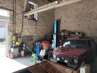  Remise / Grange à vendre 1 pièce 170 m²