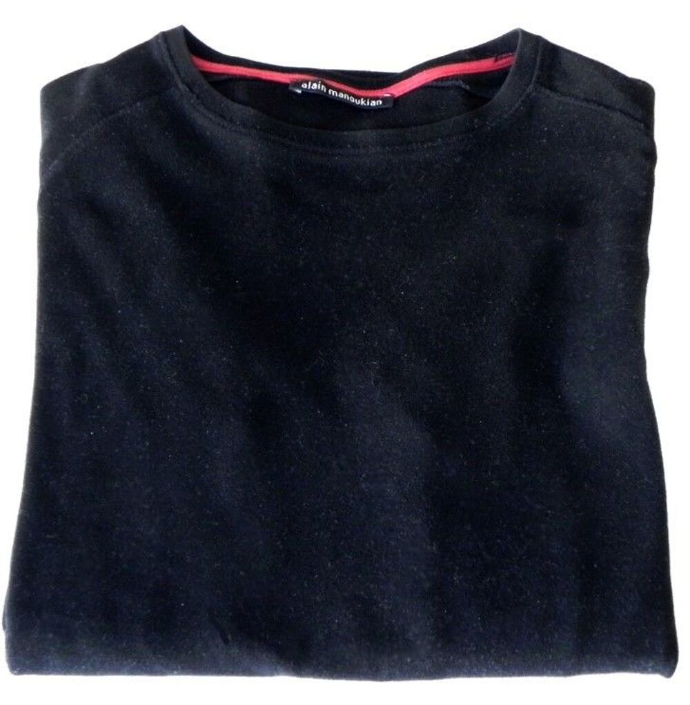 Lot de 4 polos et pulls, &agrave; manches longues. Vêtements