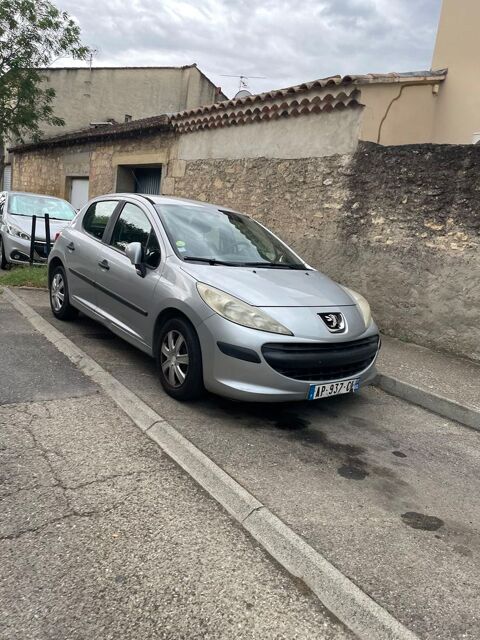 Peugeot 207 1.4e 16v 90ch Ex&eacute;cutive 2006 occasion Remoulins 30210