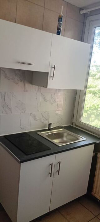  Appartement à louer 1 pièce 25 m²