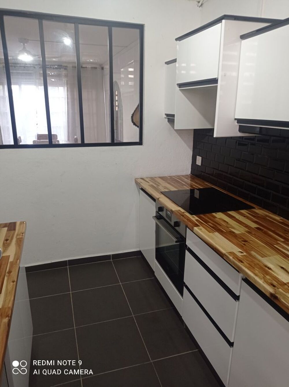 Location Colocation Colocation étudiante 3 chambres disponibles Les abymes