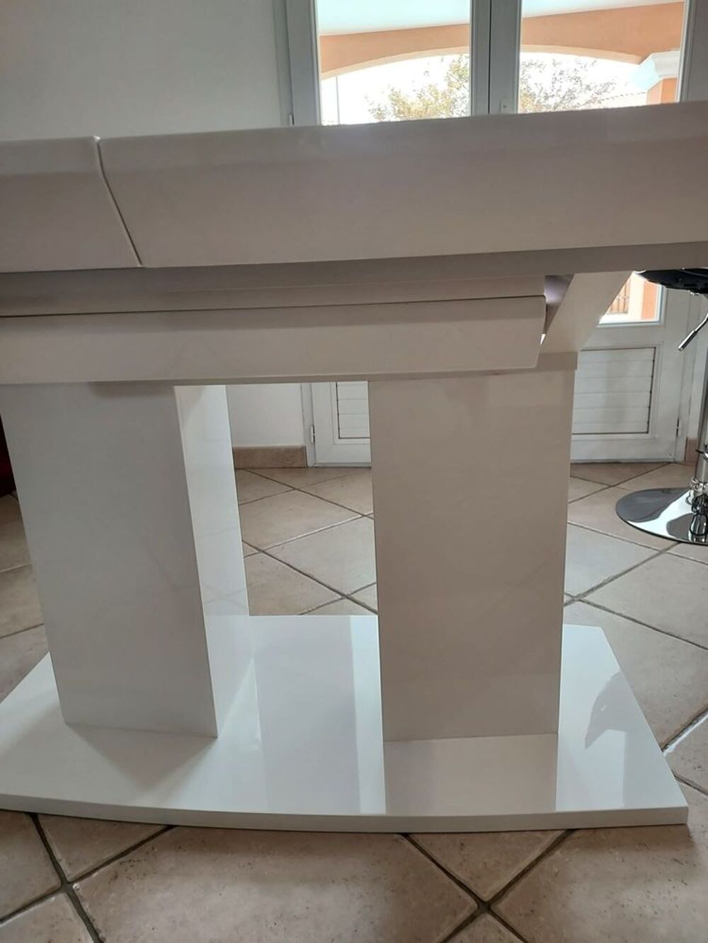 Table de salle &agrave; manger Meubles