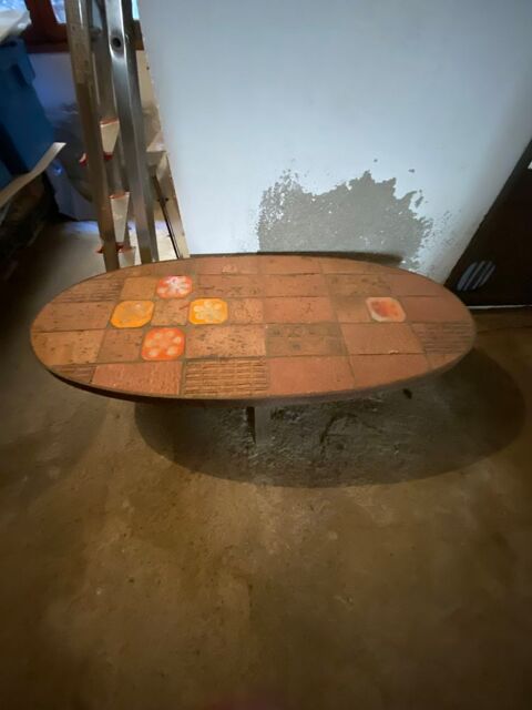 Table basse ovale Jean Jaffeux 230 Rigarda (66)