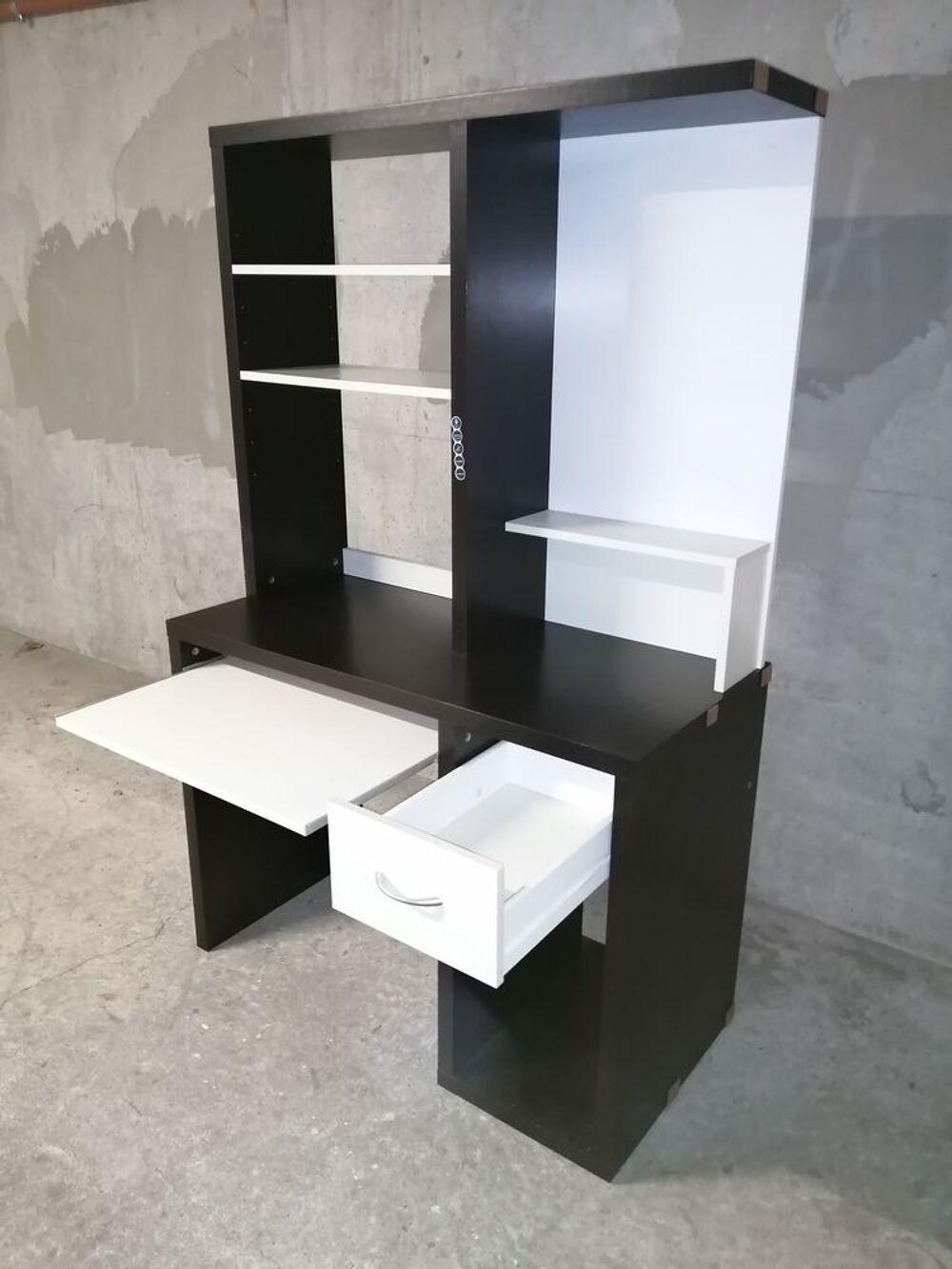 BUREAU IKEA MICKAEL Meubles