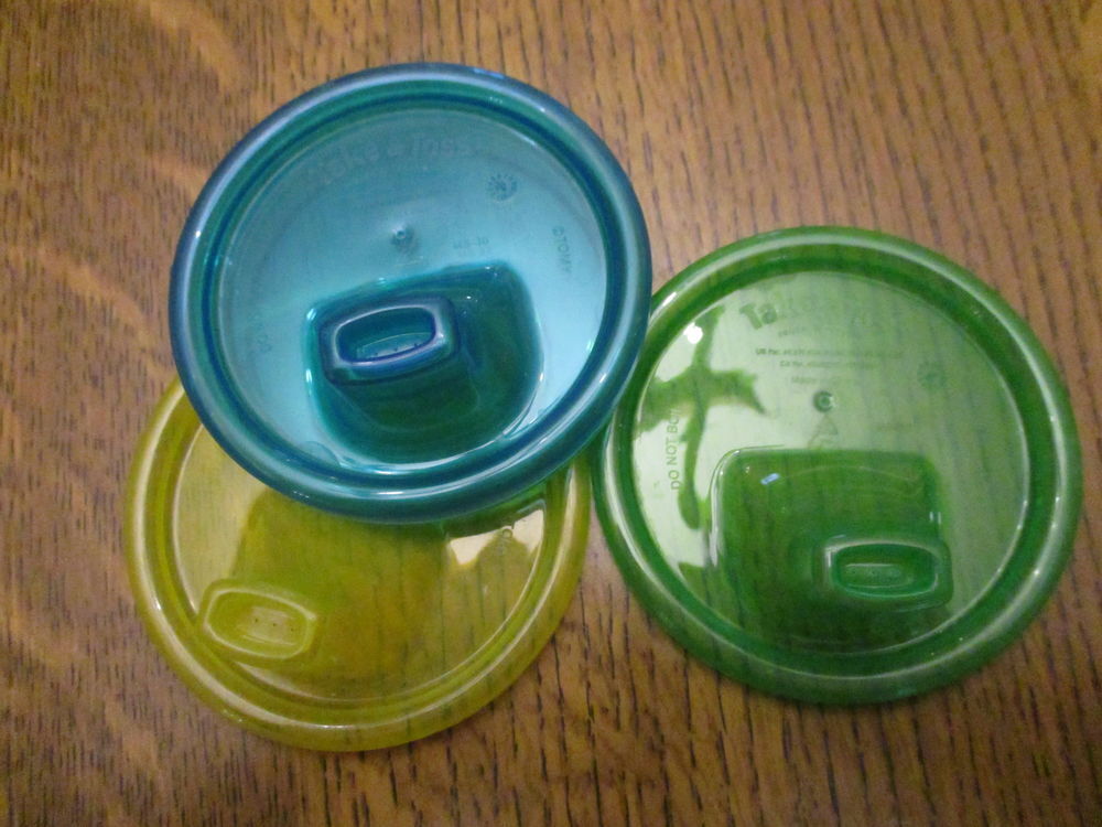 4 couvercles pour verre de b&eacute;b&eacute; NEUFS Décoration