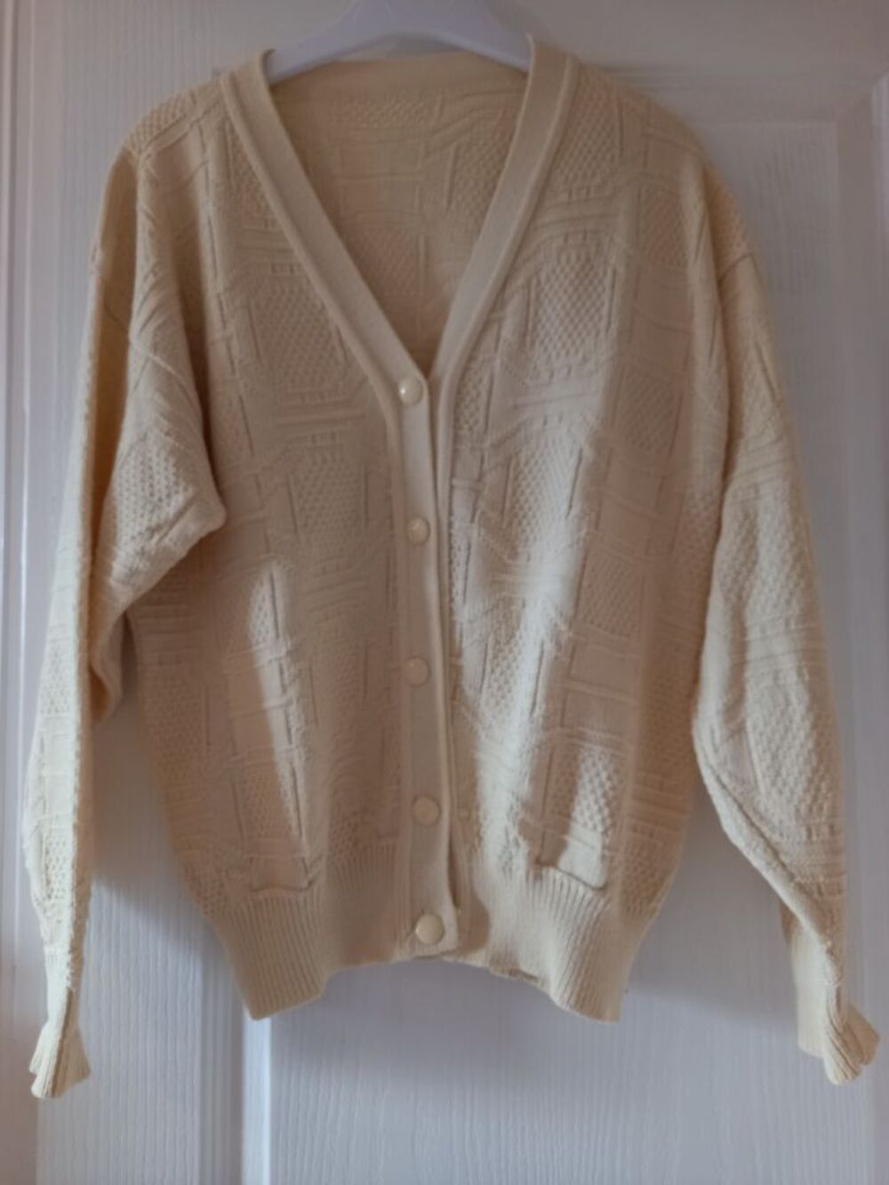 Gilet femme jaune paille marque Tricot Blanctex taille 44/46 Vêtements
