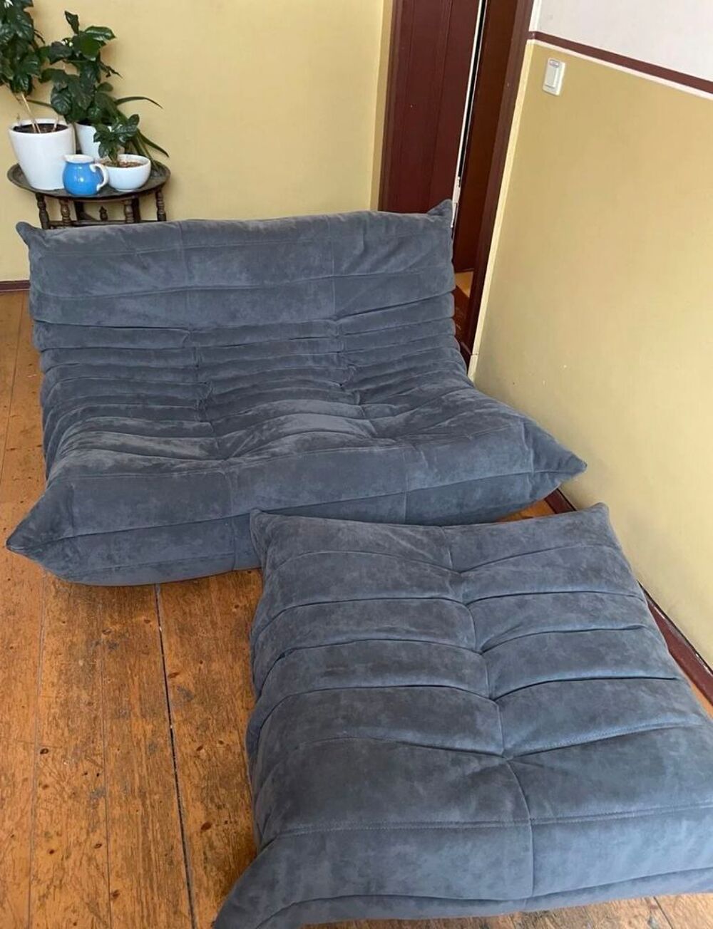 Ligne Roset 2 Togo Canap&eacute; Fauteuil Tabouret Alcantara Couleur Chic Neuf Meubles