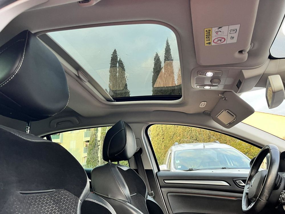 M&eacute;gane 1.6i 16V RXE Pack Clim A 2018 occasion 03200 Abrest