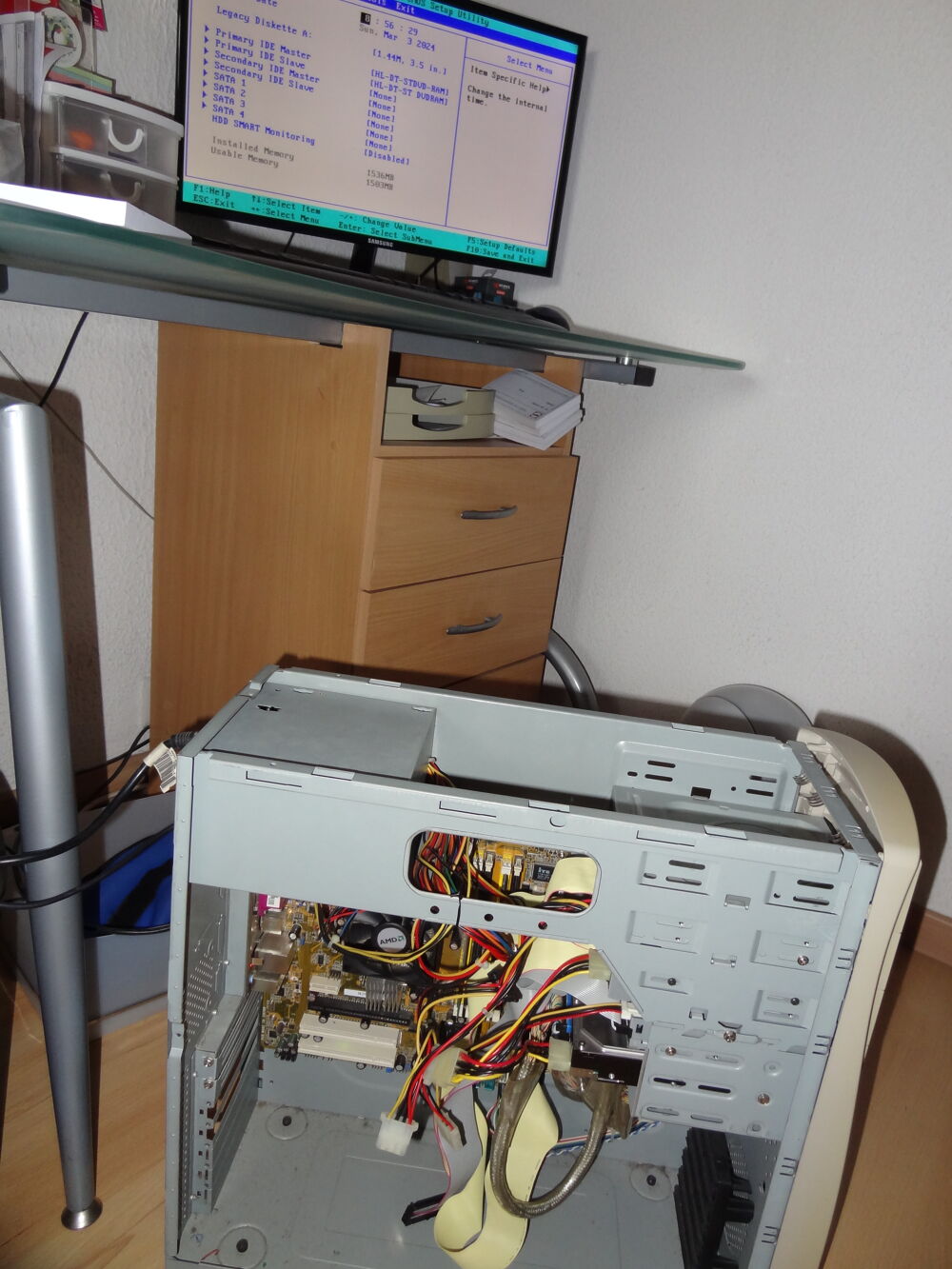 Carte m&egrave;re M2NPV-MX + Processeur AMD Athlon (tm) 64 3500 Matériel informatique
