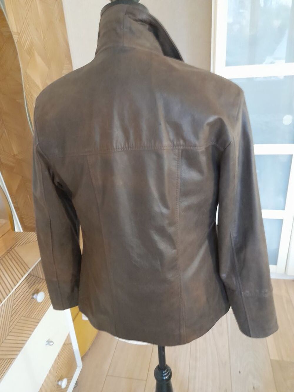 Veste cuir V�tements
