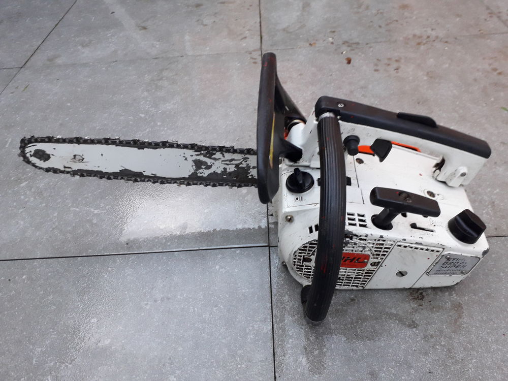 TRONCONNEUSE STIHL 020 COUPE 35 cm.. Bricolage