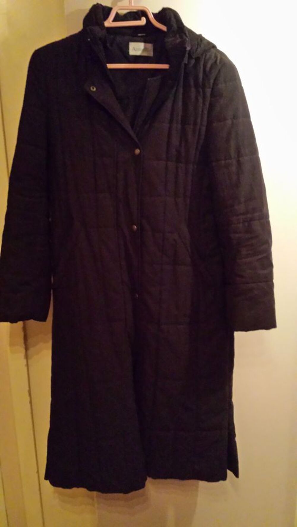parkas, manteaux, trench coat... Vêtements
