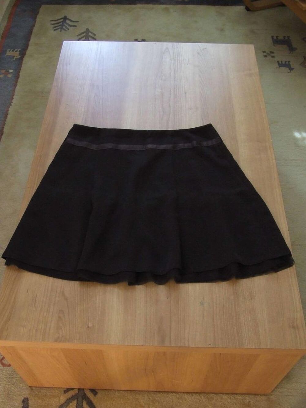 Jupe courte patineuse. CAMA&Iuml;EU. Marron. T. 42. TBE Vêtements