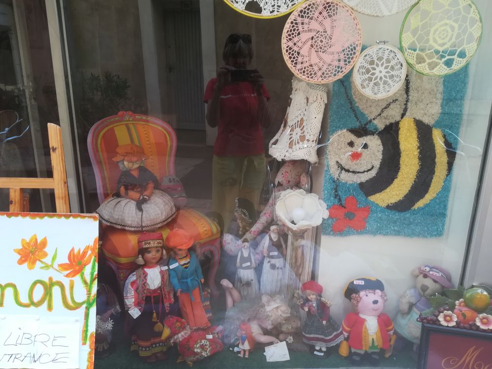  un grand stock de Brocante 