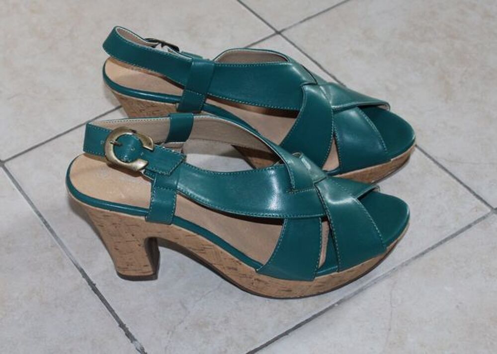 Sandale++plateforme++&eacute;meraude Chaussures