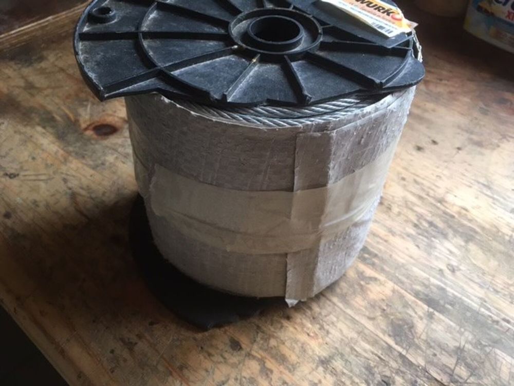 
Touret de c&acirc;ble acier neuf de 100 m Bricolage