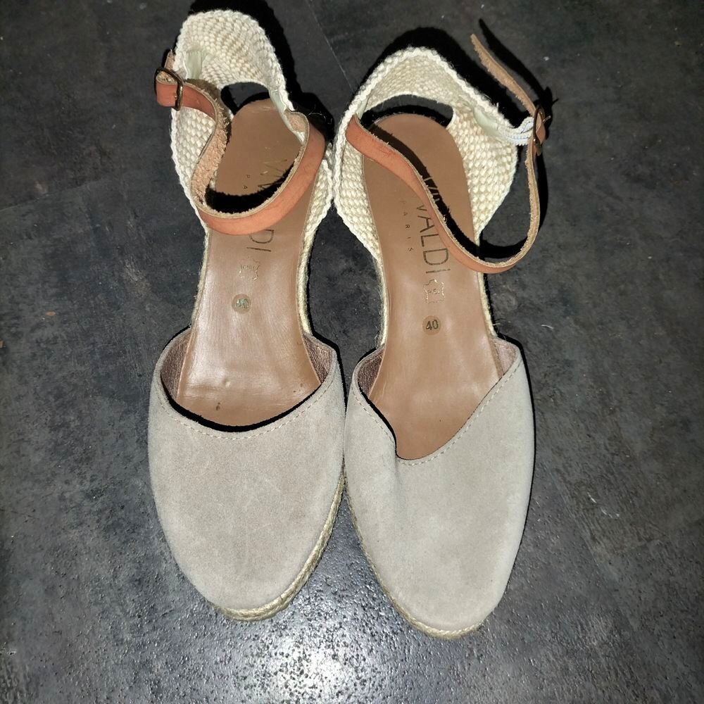 Sandales compens&eacute;es cuir Vivaldi pointure 40 quasi neuf Chaussures