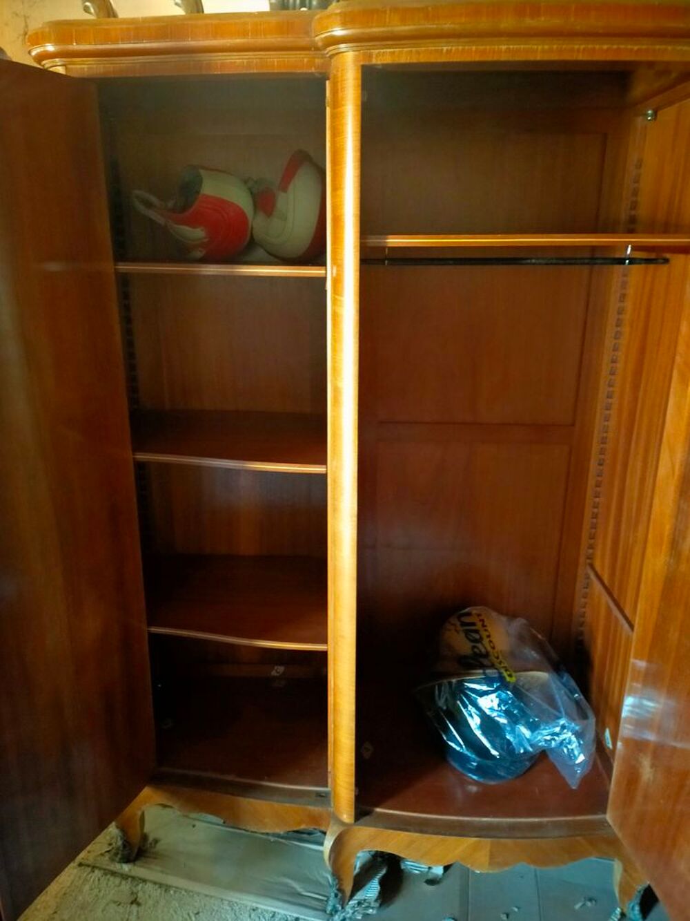 armoire marqueterie Meubles