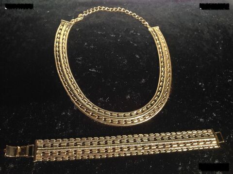 PARURE COLLIER BRACELET PLAQUÉ OR GIL D'AGENA
99 Trégunc (29)