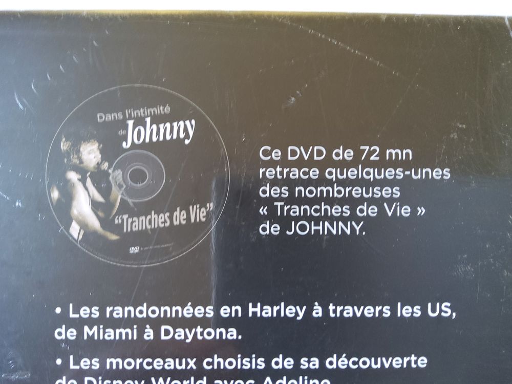 Dans l'intimit&eacute; de JOHNNY (neuf) CD et vinyles