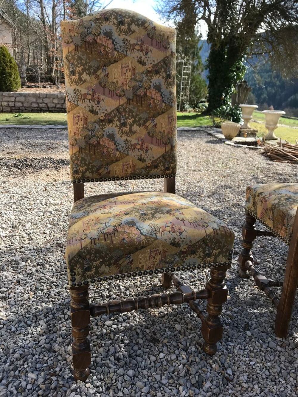  6 Chaises tapiss&eacute;es style Louis XIII Meubles