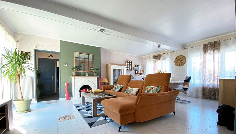 Vente Maison Propriété de plain-pied sur terrain de 5000 m² avec piscine Sompuis