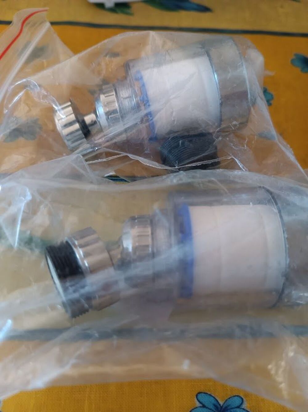 2 filtres eau pour robinet Electroménager