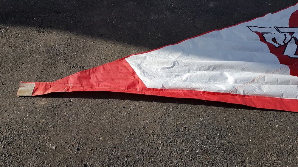 Voile pour planche &eacute;tat neuf Sports