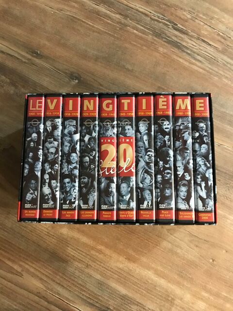 Coffret de 10 cassettes VHS    Le  20eme sicle 12 Saleilles (66)