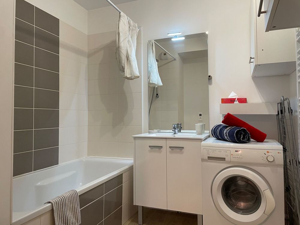 Location Appartement Apt T3, 2 chambres (5 couchages), proche tram, avec parking Angers