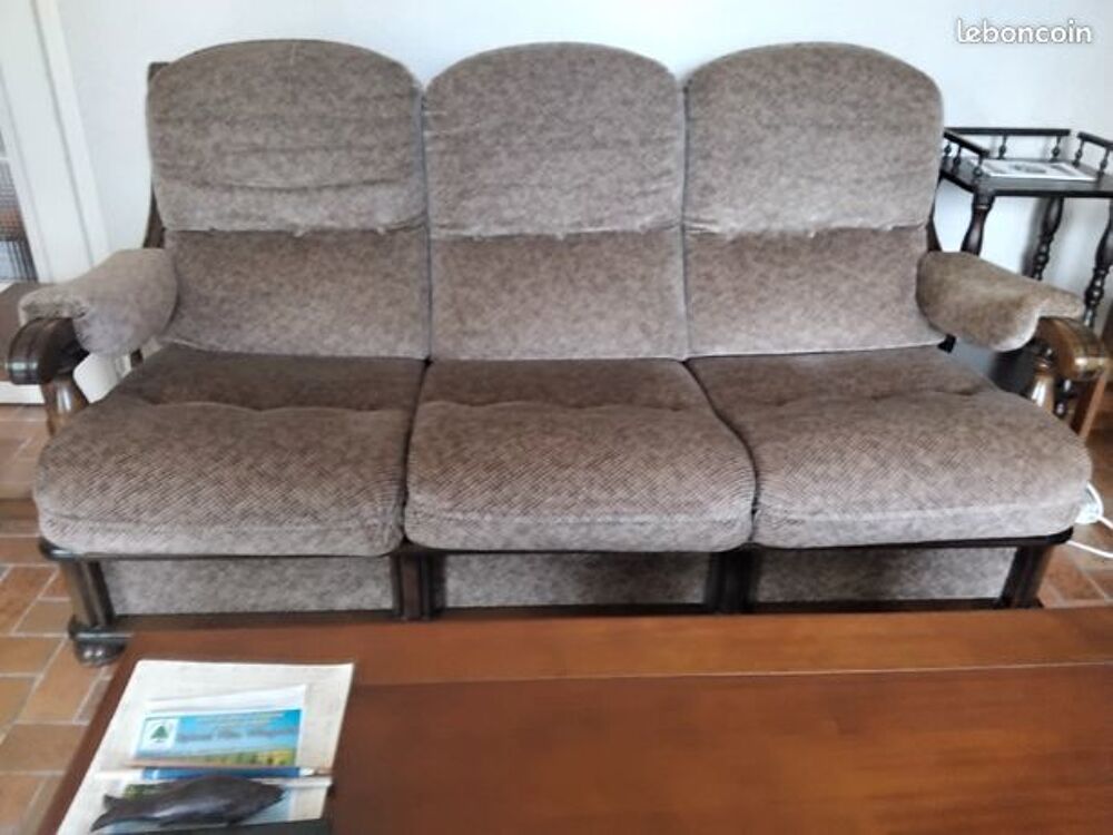 SALON NEUF : canap&eacute; convertible et 2 fauteuils Meubles