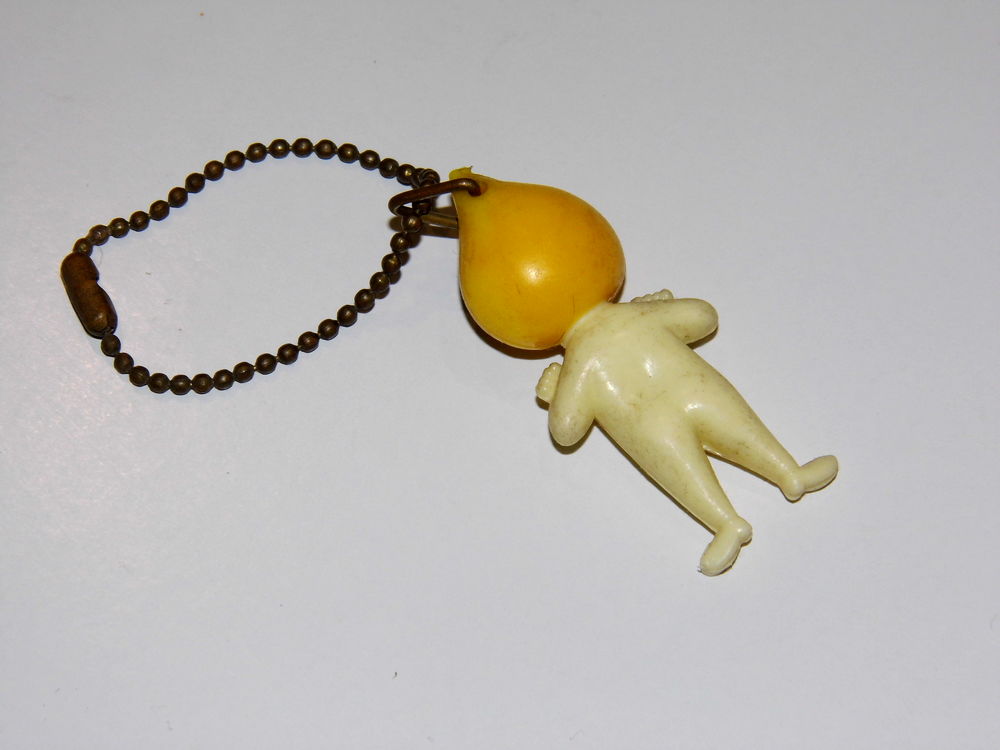 Porte cle ESSO la GOUTTE pompe essence porte clef huile voiture vintage 