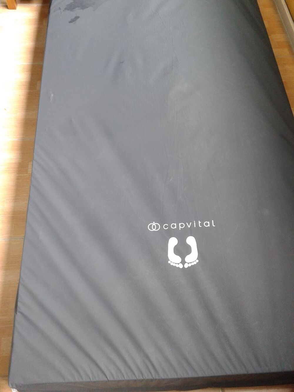 ACCEPTE PROPOSITION MATELAS MEDICAL ANTI ESCARRES 
Meubles