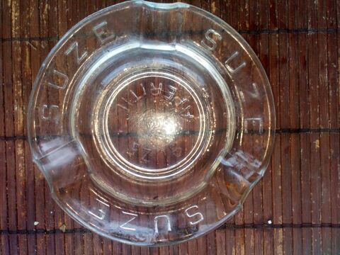 ANCIEN CENDRIER PUB SUZE 0 Battrans (70)