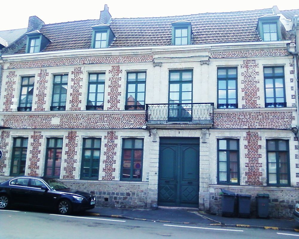 Location Appartement PARTICULIER APPARTEMENT MEUBLE 35M2 HYPER CENTRE Valenciennes
