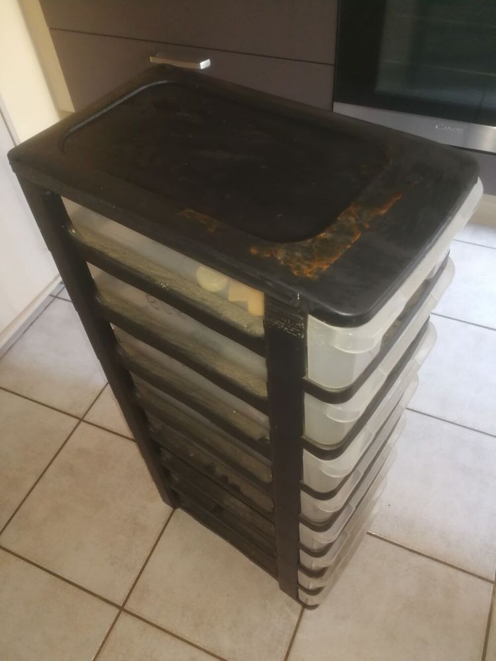 2 meubles en PVC 7 et 8 tiroirs Bricolage