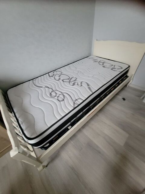 Lit 1 personne 0 Aubigné-Racan (72)