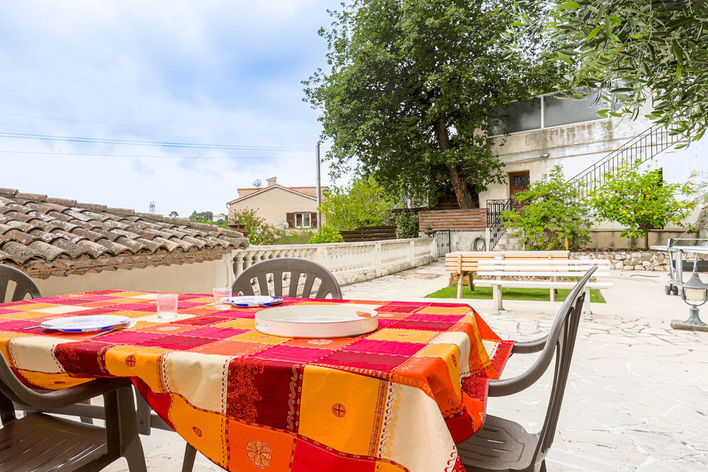   le clos du noyer villa sur le Haut de Nice  Provence-Alpes-Cte d'Azur, La Gaude (06610)