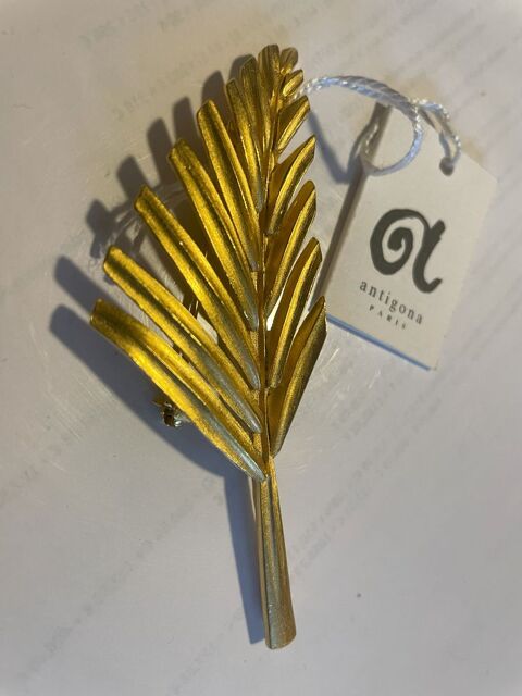 Broche dore Feuille palmier PM ANTIGONA 50 Vigneux-sur-Seine (91)