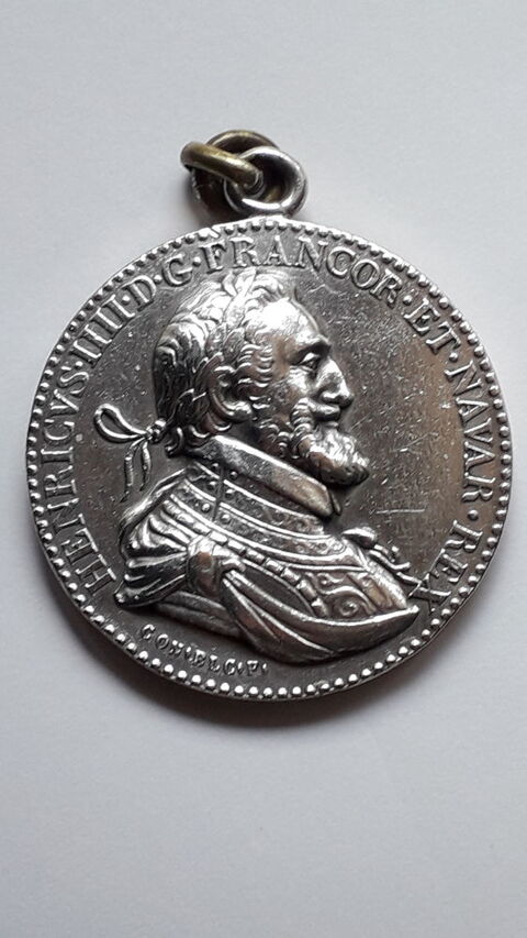 MEDAILLE HENRI IV Le Grand en bronze argent
50 Salon-de-Provence (13)