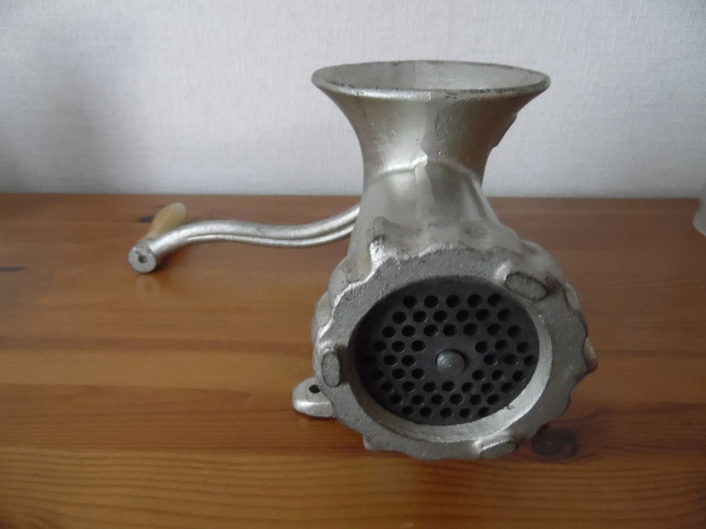 Hachoir m&eacute;tal Electroménager