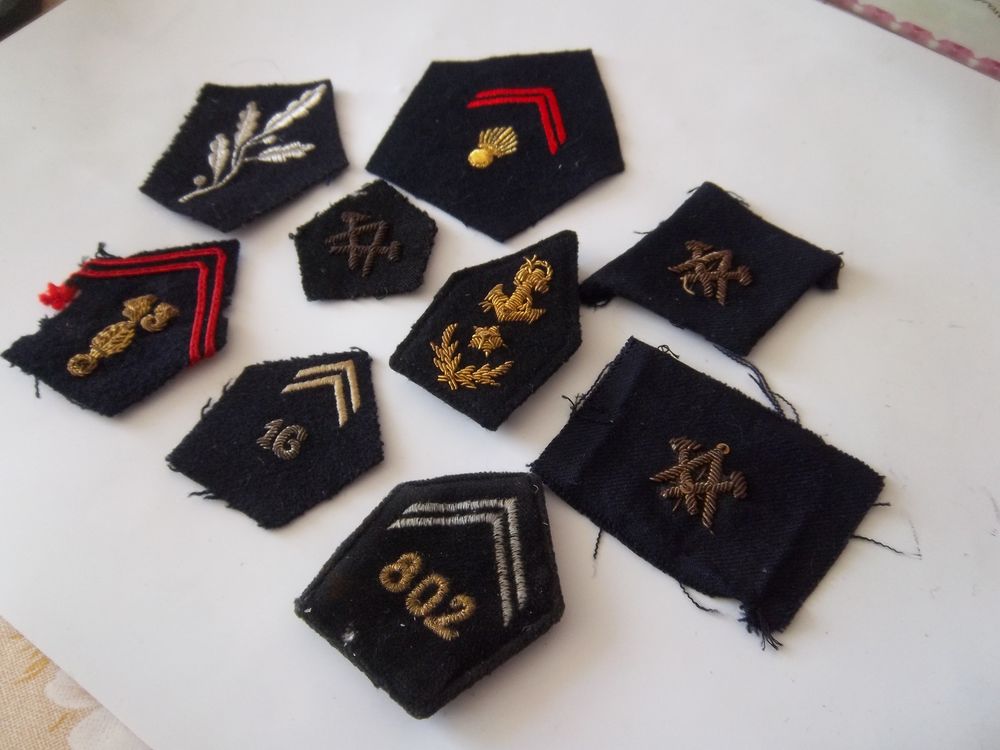 lot militaire pattes de col 