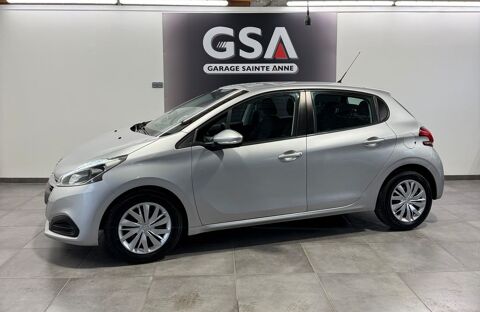 Peugeot 208 1.6 BlueHDi 75ch S&S BVM5 Allure Bus