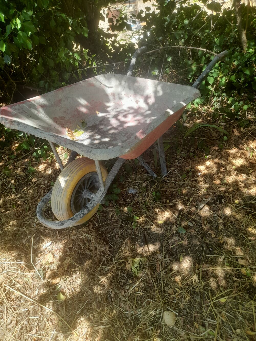 Brouette roue increvable Jardin