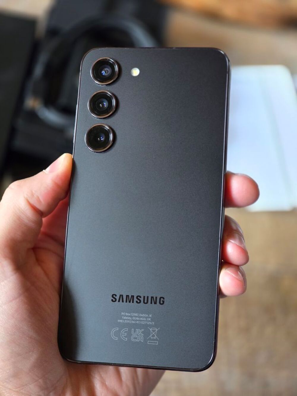 Samsung galaxy s23 256GB noir Téléphones et tablettes