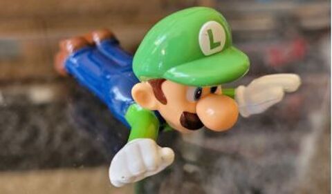 Luigi + Toad de Super Mario Bros (Mc Do) + Lapin Crtin 5 Ervy-le-Chtel (10)
