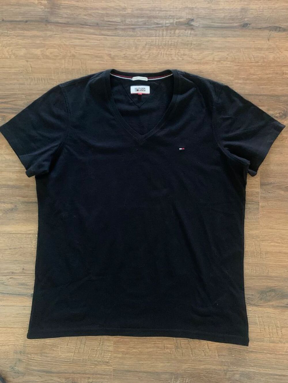 Tee shirt homme " Tommy Hilfiger " Vêtements